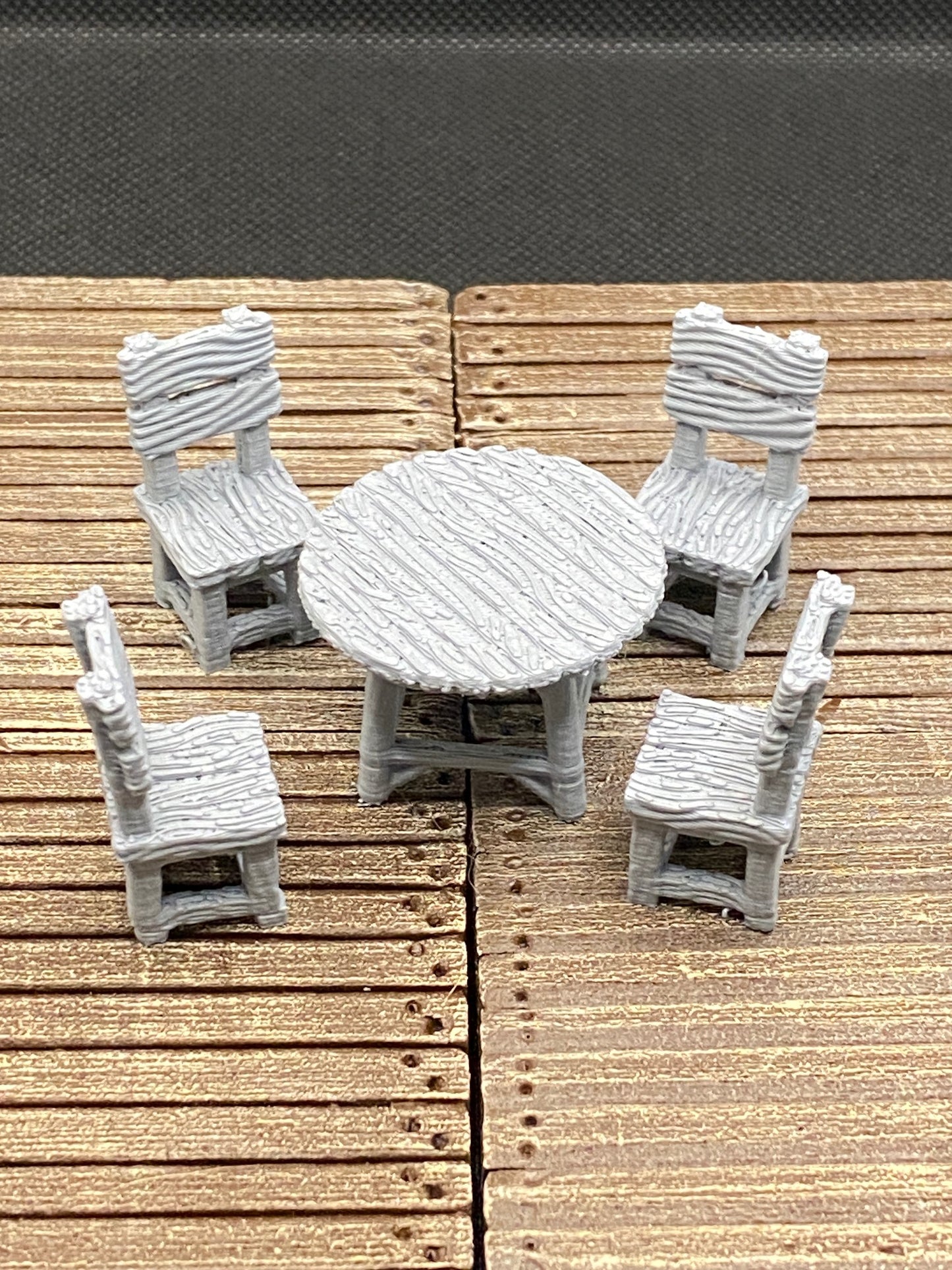 Drunken Imp Inn - Table and chairs