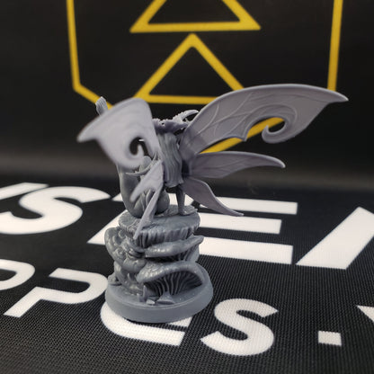 Mandragora (Female Fairy Pinup)