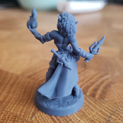 Sony Jona (Female Elf Sorceress)